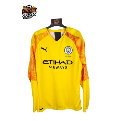 https://www.vsvintagesports.com/product/125-years-manchester-city-goalkeeper-shirt-2019-2020-l