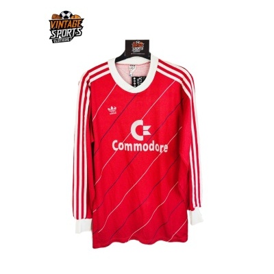 FC Bayern Munich Home Shirt 1984-1989 (M) "Very Good" FC Bayern Munich Home Shirt 1984-1989 (M) "Very Good"