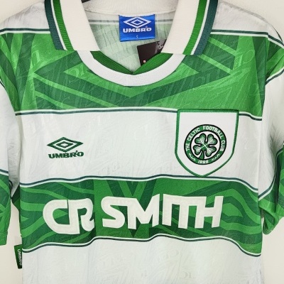 https://www.vsvintagesports.com/product/celtic-fc-home-shirt-1993-1995-s