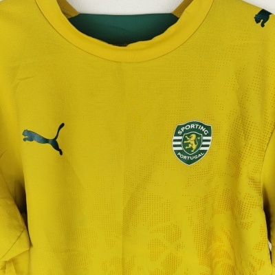 https://www.vsvintagesports.com/product/sporting-cp-away-shirt-2006-2007-l