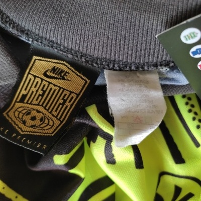 BVB Borussia Dortmund Home Shirt 1993-1994 L/S (L) "Very Good" BVB Borussia Dortmund Home Shirt 1993-1994 L/S (L) "Very Good"