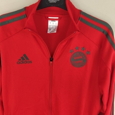 https://www.vsvintagesports.com/product/bayern-munich-muenchen-track-top-jacket-2018-2019-s