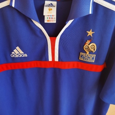 France Home Shirt 2000 vs Italy Final Euro #10 Zidane (S) "Very Good" France Home Shirt 2000 vs Italy Final Euro #10 Zidane (S) "Very Good"