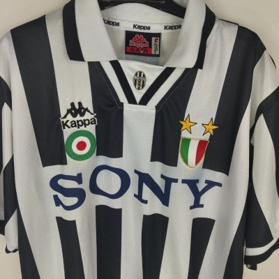https://www.vsvintagesports.com/product/juventus-home-shirt-1995-1996-l