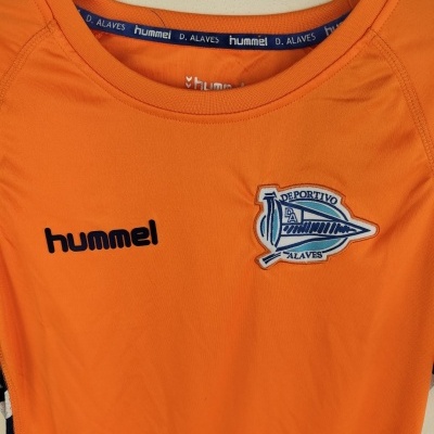 Hummel | Vintage Clothing Classic Football Sports Shirts