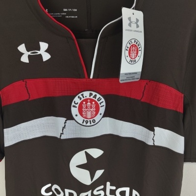 https://www.vsvintagesports.com/product/fc-st-pauli-home-shirt-2018-2019-s