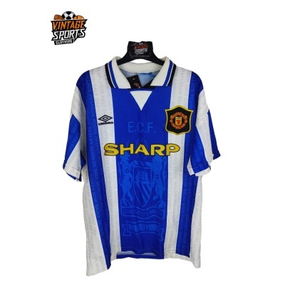 https://www.vsvintagesports.com/product/manchester-united-third-shirt-1994-1996-m-11-giggs