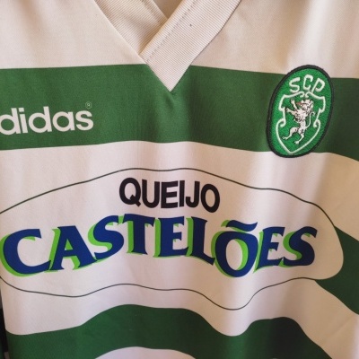 https://www.vsvintagesports.com/product/sporting-cp-home-shirt-1994-1995-xxl-adidas-camisola-jersey
