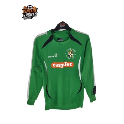 https://www.vsvintagesports.com/product/luton-town-fc-goalkeeper-shirt-2010s-xs