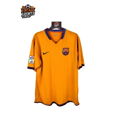 https://www.vsvintagesports.com/product/fc-barcelona-away-shirt-2006-2008-m-10-ronaldinho