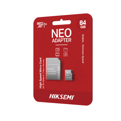 Cartão microSD cinzento e adaptador em embalagem vermelha