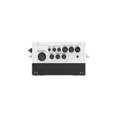 Dispositivo industrial branco e preto com botões e interruptores rotulados