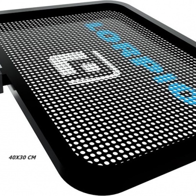 Área de apoio preta perfurada com texto 'LOOPING' e botão azul ajustável