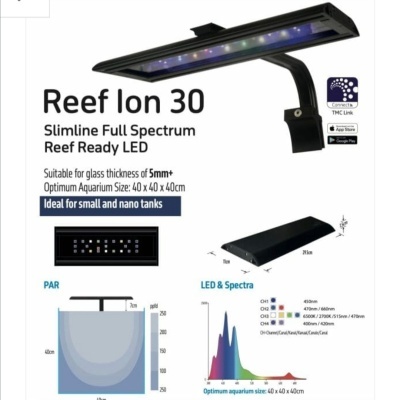 Iluminação LED preta para aquários Reef Ion 30 com suporte ajustável