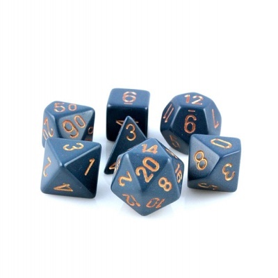Conjunto de dados de RPG em azul com números dourados