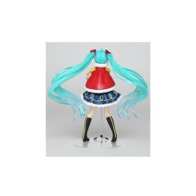 Figura colecionável com cabelo longo azul claro e vestido azul e vermelho.