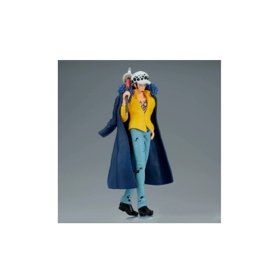 Figura colecionável masculina com casaco azul, camisa amarela, calças rasgadas e chapéu branco e preto