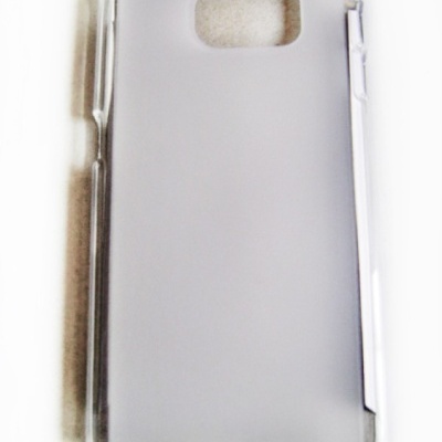 Capa protetora translúcida para smartphone