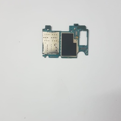 Placa eletrónica azul com componentes metálicos e texto WILTEC STORE no fundo branco