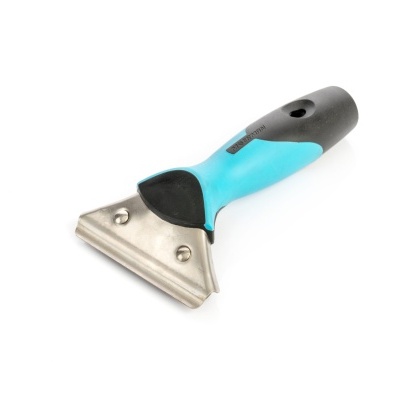 Raspador com cabo azul e preto e lâmina metálica