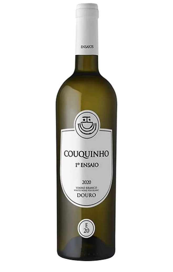 Garrafa de vinho branco Couquinho 1º Ensaio 2020 com rótulo branco e preto