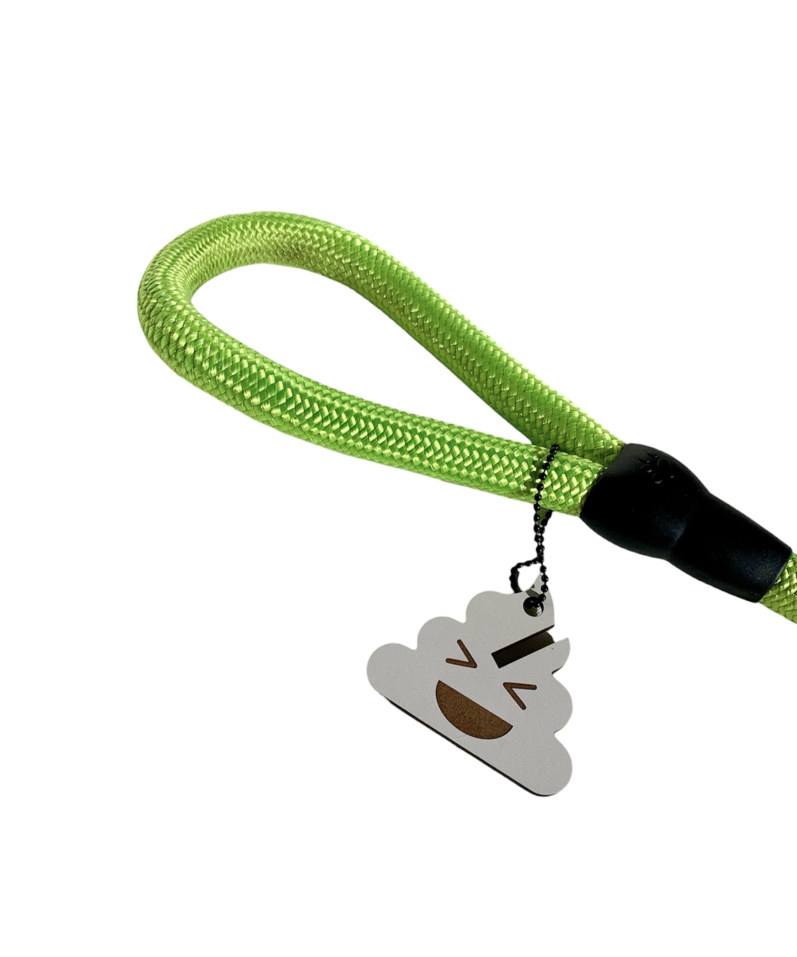 Cordão verde fluorescente com etiqueta decorativa em forma de nuvem sorridente com texto 'LV'