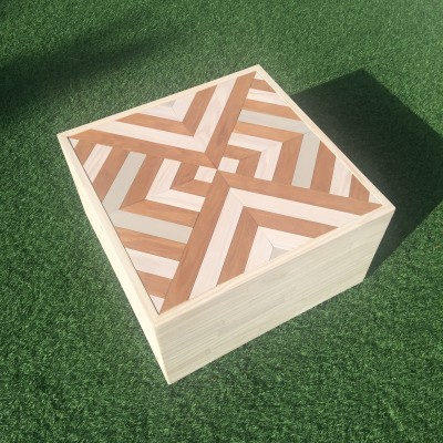 Mesa painel geométrico