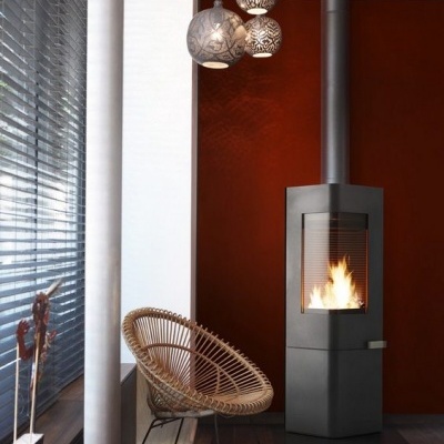 Salamandra a Lenha Invicta Moai