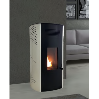 Lareira redonda em preto e branco com fogo visível numa sala com parede cinza e sofá cinzento ao fundo