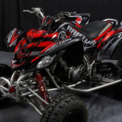 Raptor 660 - Red Racer