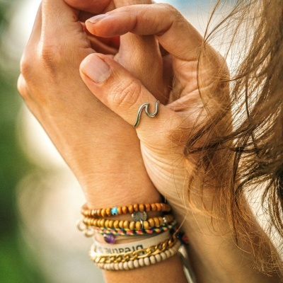 Anel Onda [prateado]