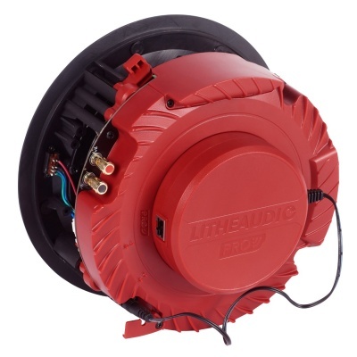 Alto-falante embutido vermelho e preto com fios expostos