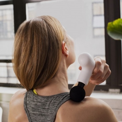 Lola | Dispositivo portátil terapêutico para massagem muscular Lola | Dispositivo portátil terapêutico para massagem muscular