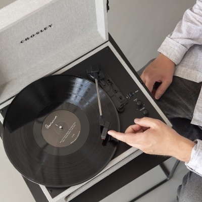 Crosley | Gira-discos Voyager | Cinza