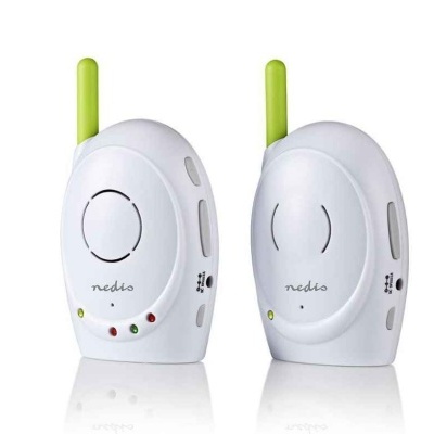 Dois dispositivos eletrónicos brancos com antenas verdes e indicadores LED marca nedis