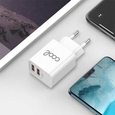 Cool | Carregador de corrente para iPhone COOL 2 x USB + Cabo Lightning 1,2m (2,4 Amp)