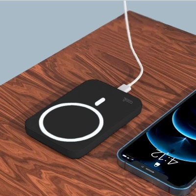 Cool |  Bateria Externa Universal MAGNÉTICA Power Bank Qi 5000 mAh COOL Preto Cool |  Bateria Externa Universal MAGNÉTICA Power Bank Qi 5000 mAh COOL Preto