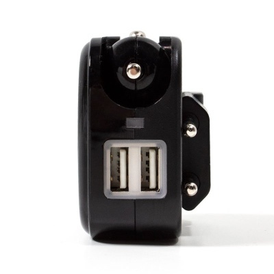 Cool | Carregador universal 2 x entrada USB + carregador de carro (2,1 A) Cool | Carregador universal 2 x entrada USB + carregador de carro (2,1 A)