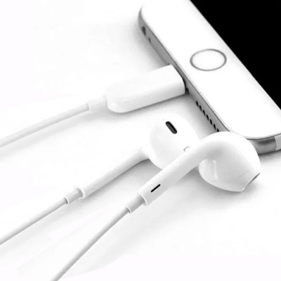 Cool | Auscultadores estéreo COOL brancos com micro para iPHONE 7/8 / X (Bluetooth Lightening)