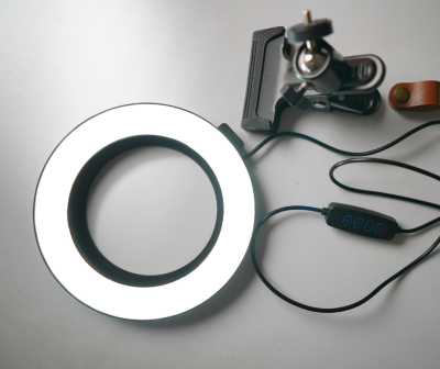 Suportes e Selfie Sticks