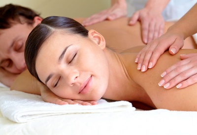 2 Circuitos de Hidroterapia (60') & 2 Massagens Relaxantes (25')