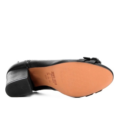 Scarpin Couro Santa Lolla Salto Médio Fivelas Spikes- Preto