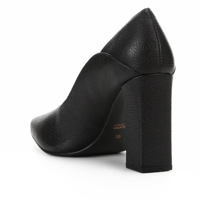 Scarpin Couro Loucos & Santos Salto Alto Feminino