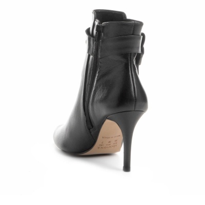 Bota Couro Cano Curto Shoestock Salto Fino Fivela