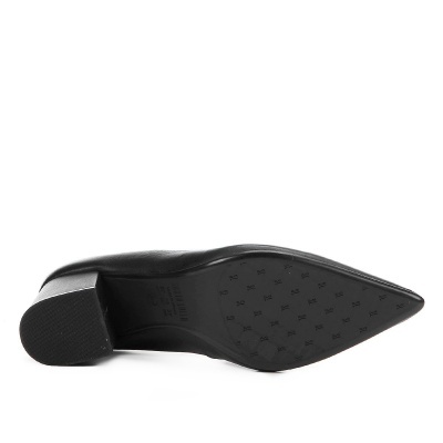 Scarpin Couro Santa Lolla Salto Médio Bloco Bico Fino - Preto