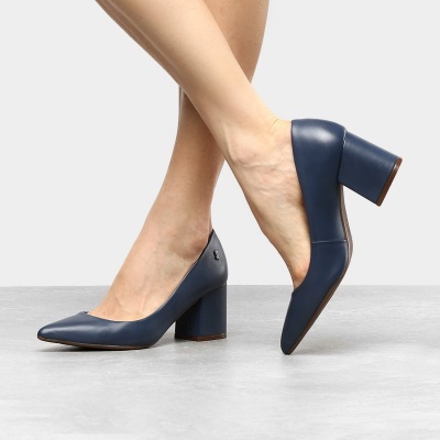 Scarpin Couro Santa Lolla Salto Médio Bloco Bico Fino - Azul