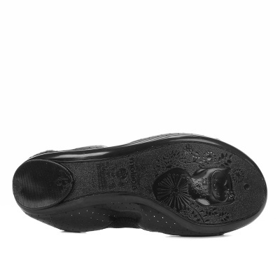 Sapatilha Moleca Fivela Furinhos Feminina