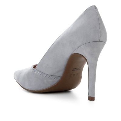 Scarpin Loucos & Santos Salto Alto Básico - Cinza