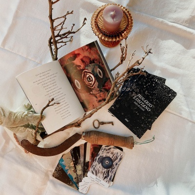 Hinário Lusitano das 13 Luas Hinário Lusitano das 13 Luas