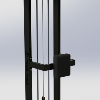 Equipamento de exercício musculação preto e dourado com texto ZEN POL